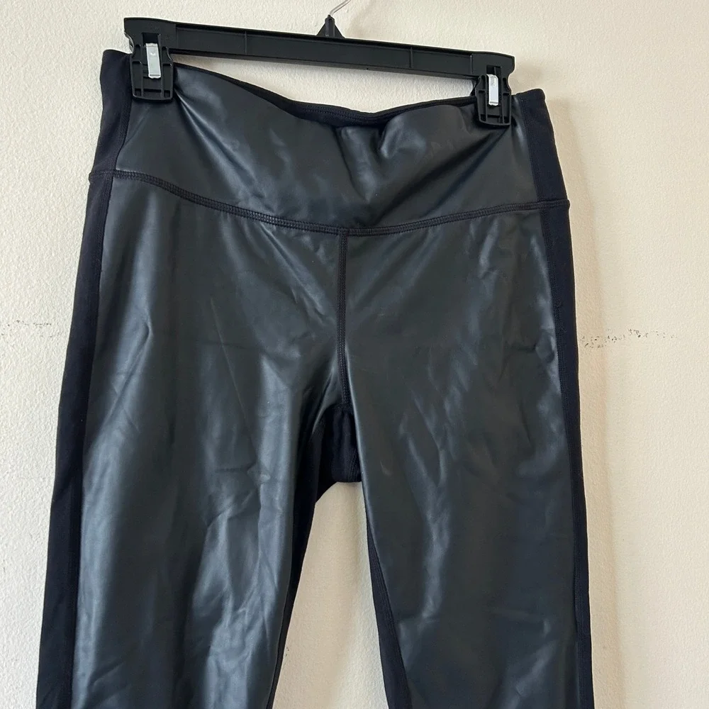 Athleta Black Faux Leather Panel Leggings Athletic Pants‎ Women Size M